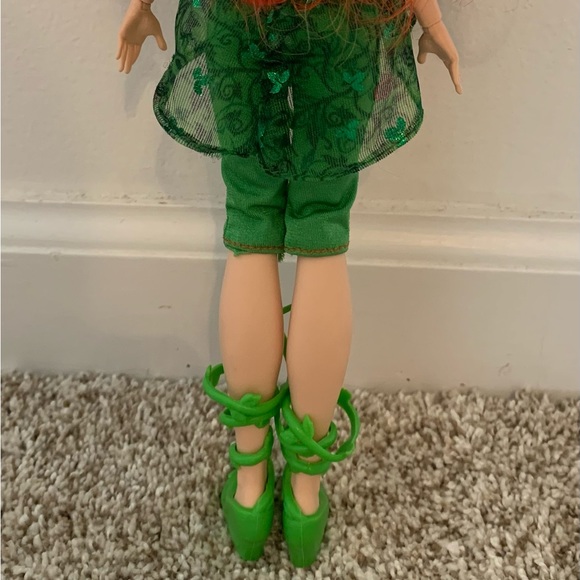 DC POISON IVY DOLL - Picture 6 of 6
